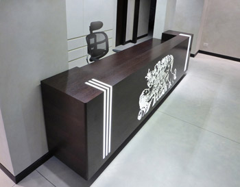 reception-desk-of-the-caesarea-foundation